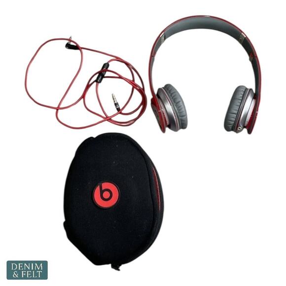 Beats by Dr Dre Solo HD Red On-Ear Headphones w/ ControlTalk Mic & Case - Picture 2 of 8